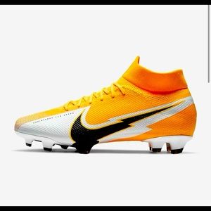 Soccer cleats
